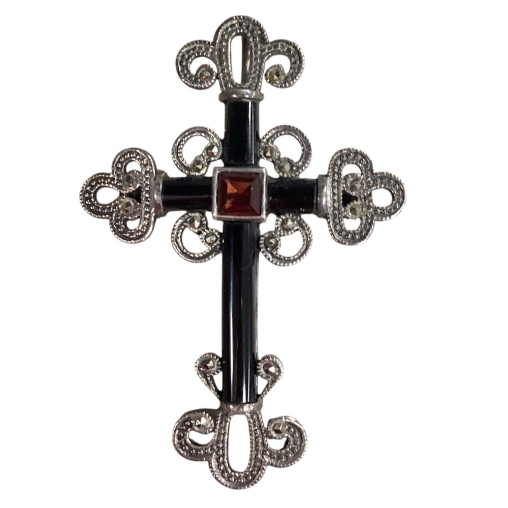 Vintage Ruby sterling silver brooch.